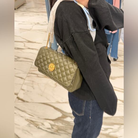 Versace Quilted Medusa Olive flap leather Bag large - Picture 6 of 7